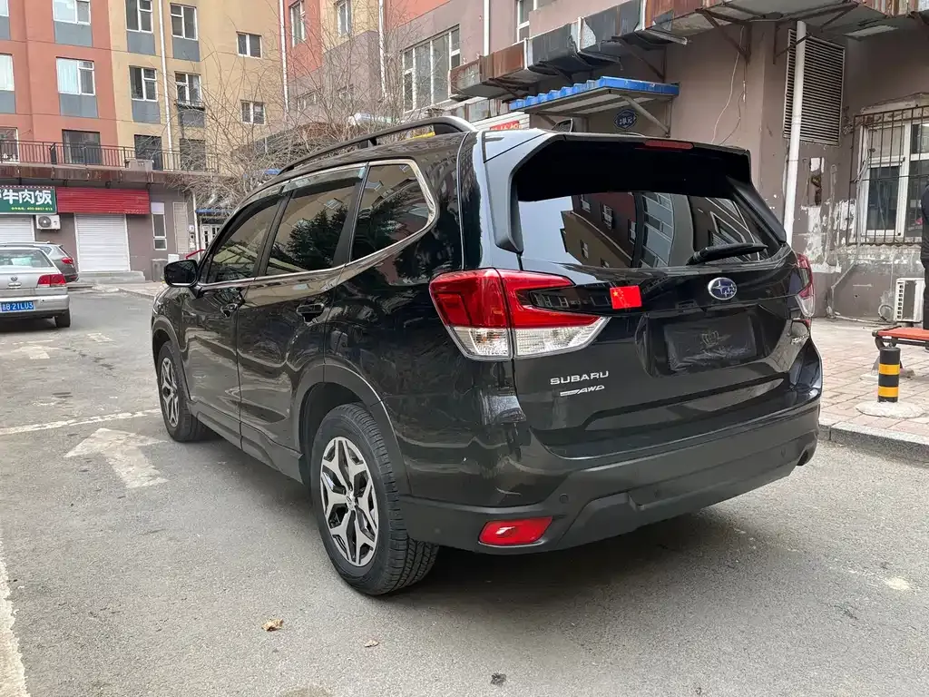 Subaru Forester 2021 из CN, фото 5