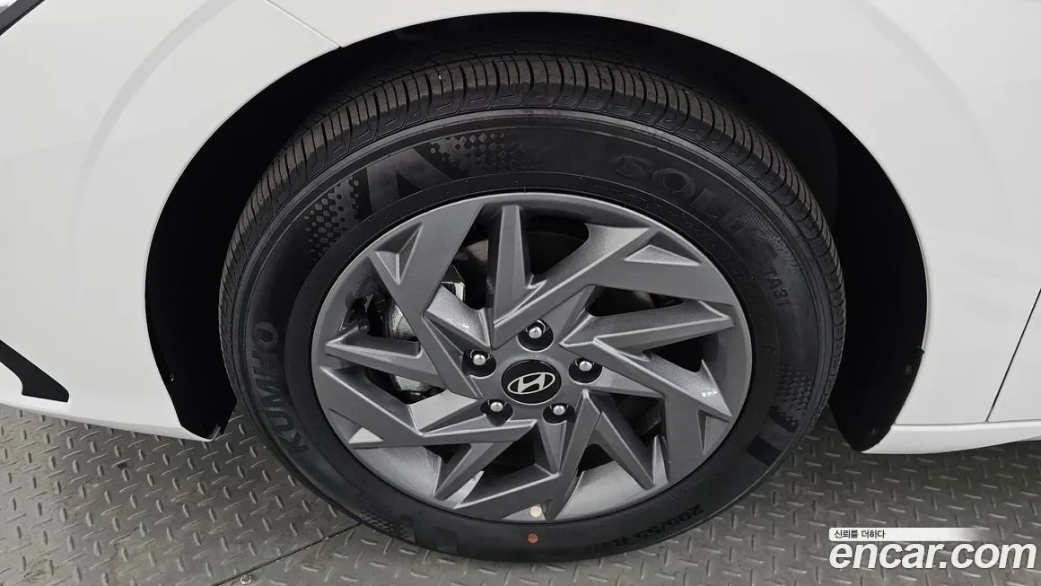 Hyundai AVANTE — фото 9