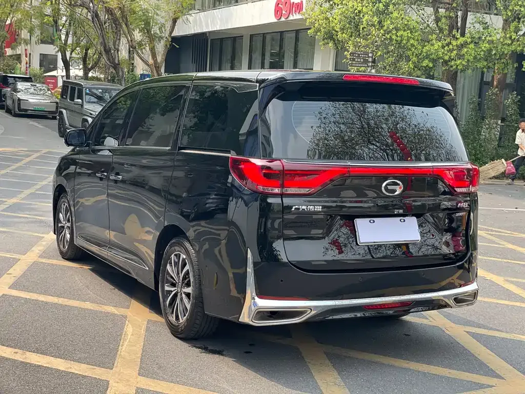 GAC Motor Trumpchi M8 — фото 4