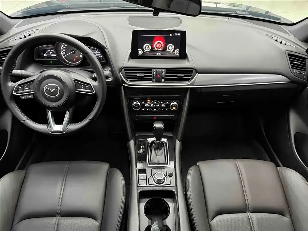 Mazda CX-4 2023 из CN, фото 7