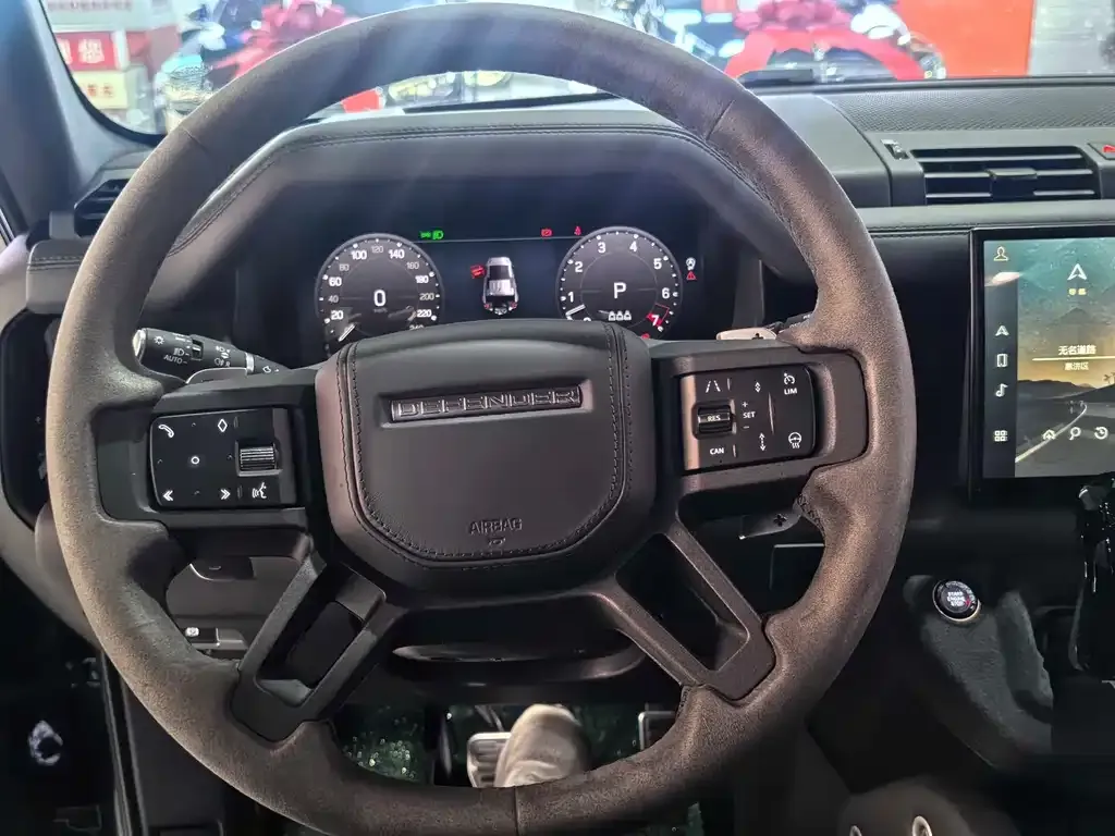 Land Rover Defender — фото 4