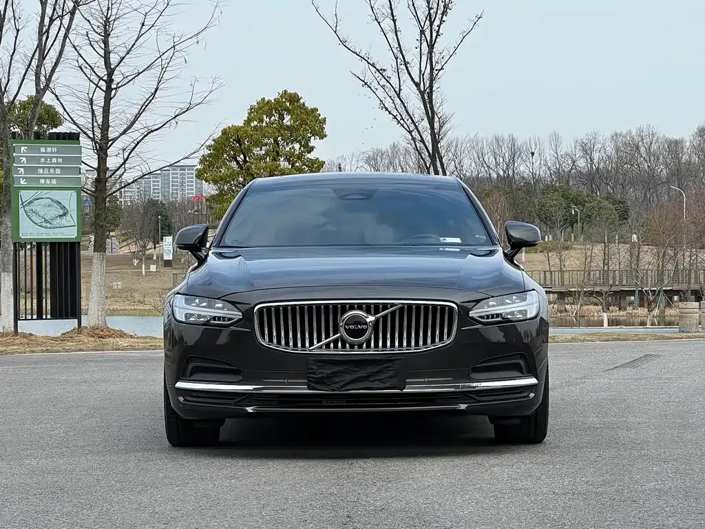 Volvo S90 — фото 8