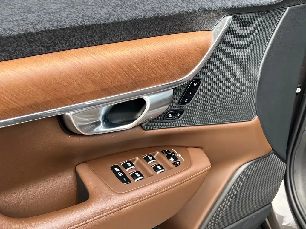 Volvo S90 — фото 7
