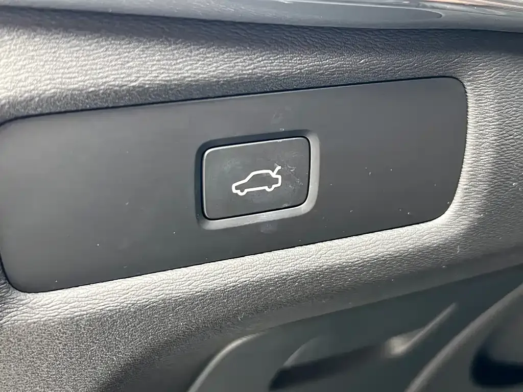 Volvo S90 — фото 2