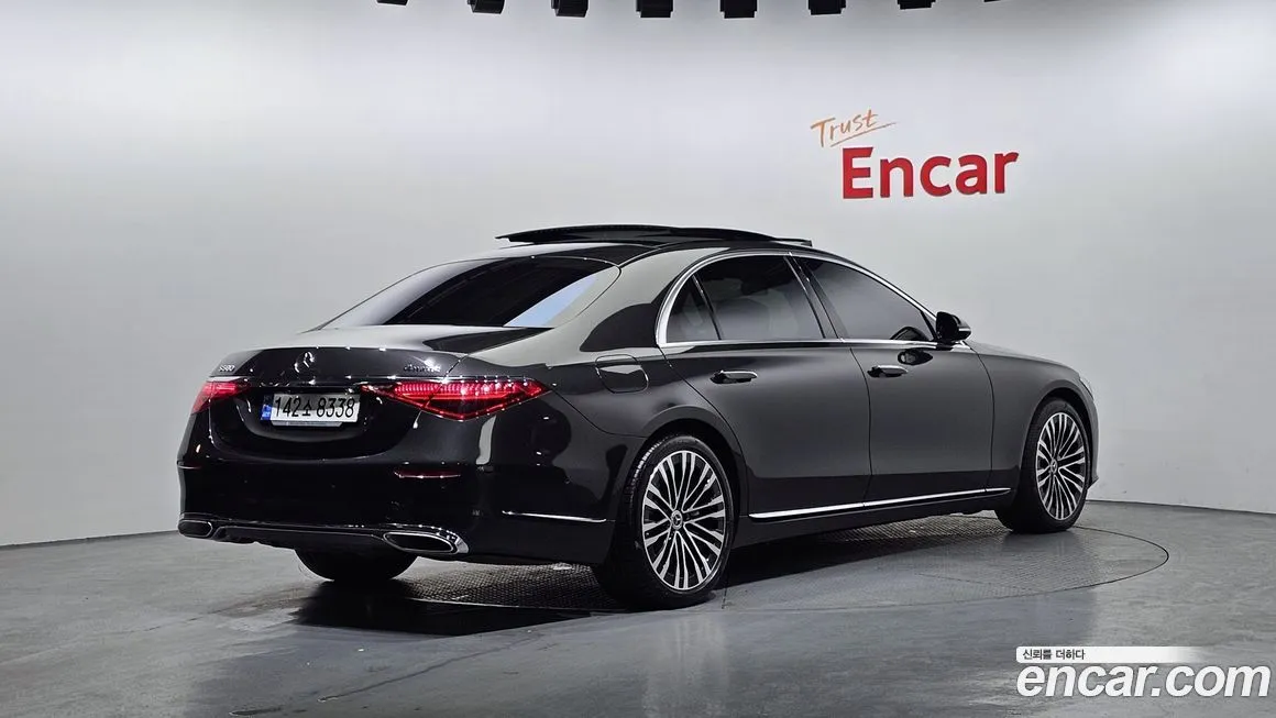 Mercedes-Benz S-Class — фото 2