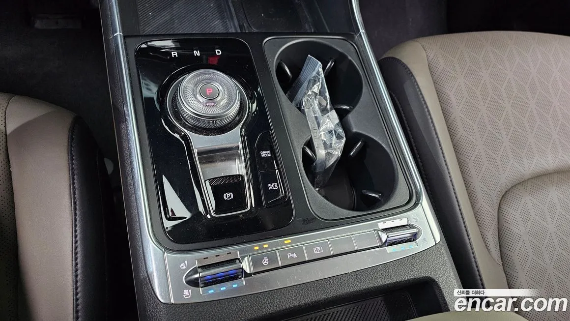 Kia Carnival — фото 10