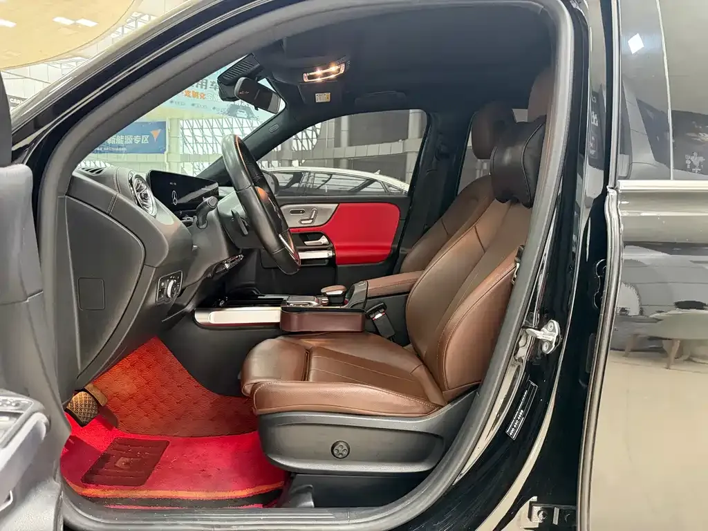 Mercedes-Benz GLB 2021 из CN, фото 4