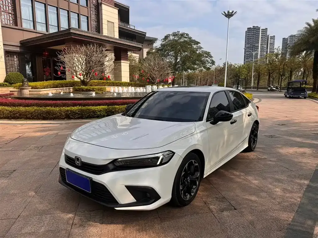 Honda Civic — фото 1
