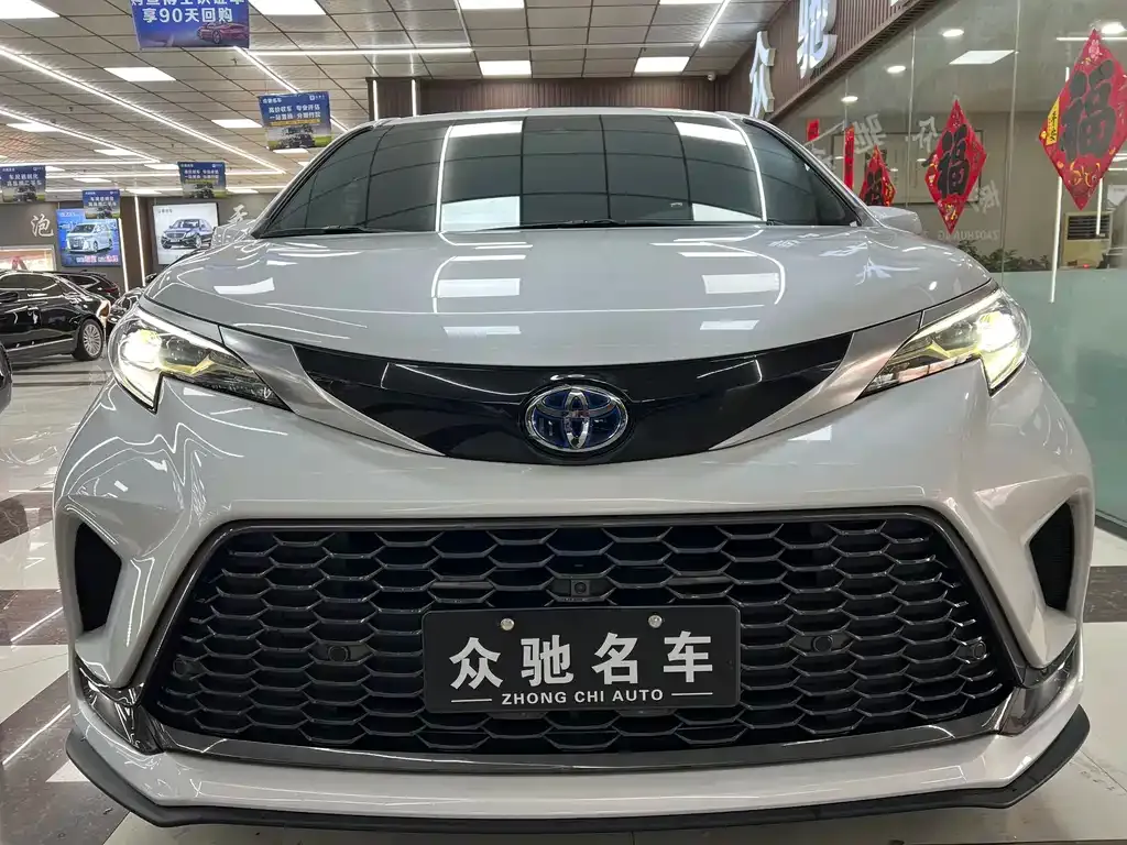Toyota Granvia 2024 из CN, фото 7