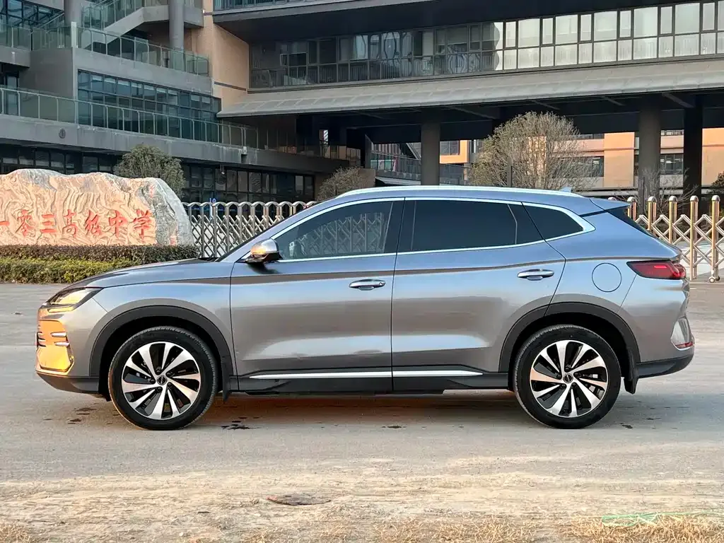 BYD PLUS New Energy — фото 10