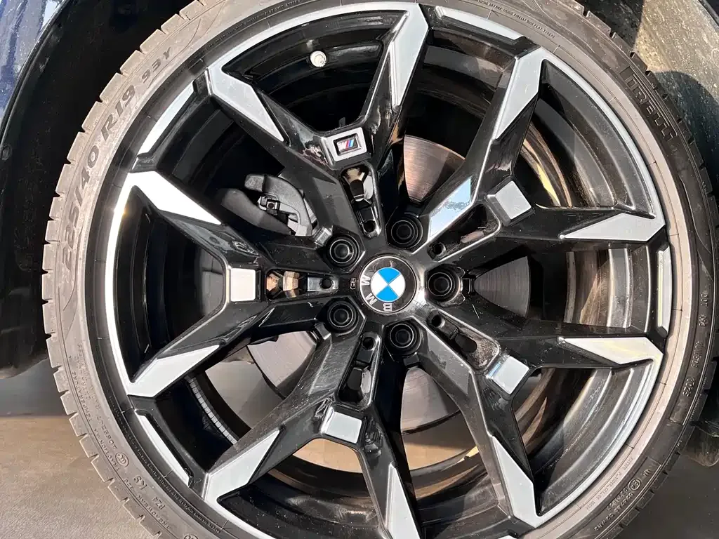 BMW 3 Series 2025 из CN, фото 3