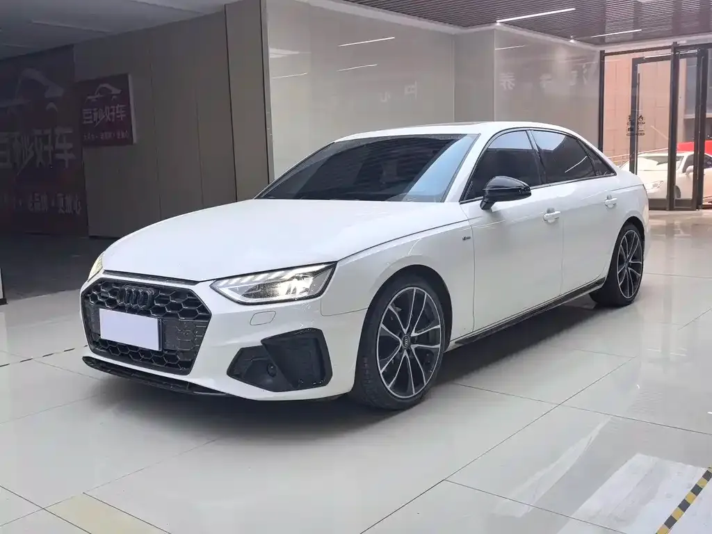 Audi A4L 2023 из CN, фото 1