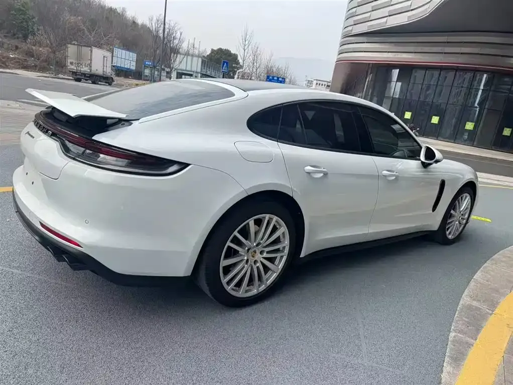 Porsche Panamera — фото 6