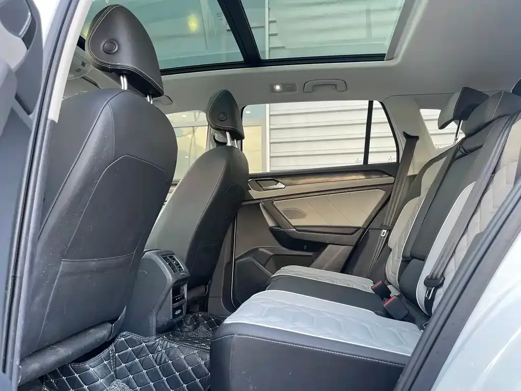 Volkswagen Tayron 2023 из CN, фото 10