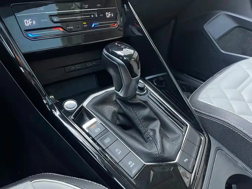 Volkswagen Tayron 2023 из CN, фото 7