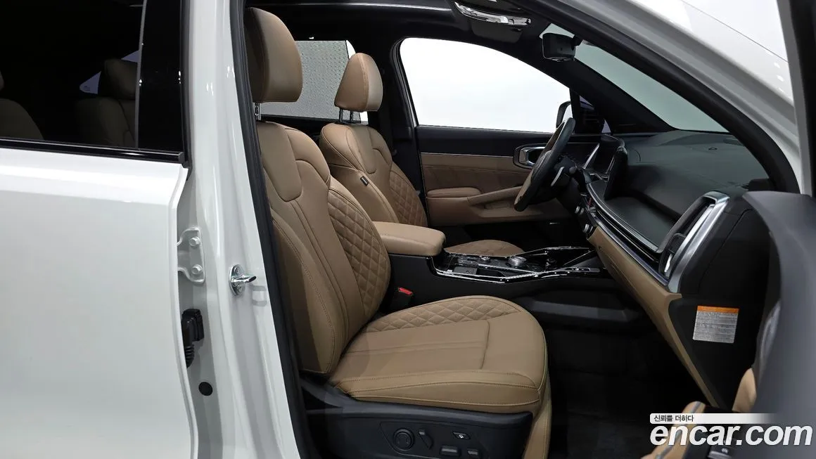 Kia Sorento — фото 9