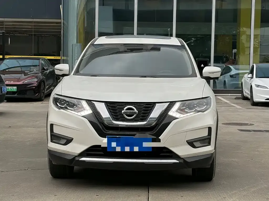 Nissan X-Trail 2023 из CN, фото 4