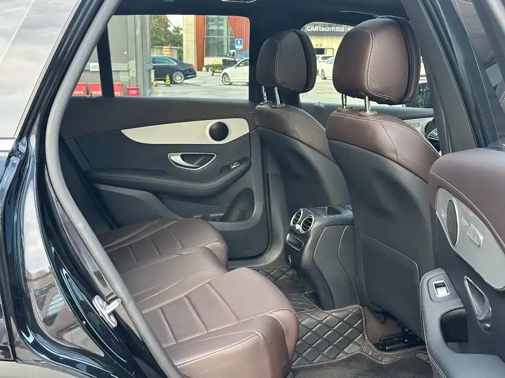 Mercedes-Benz GLC 2022 из CN, фото 2