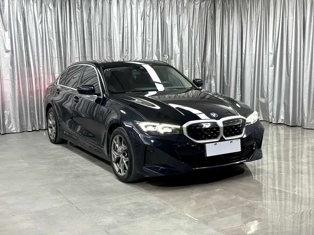 BMW i3 — фото 1