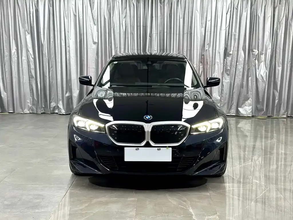 BMW i3 — фото 7