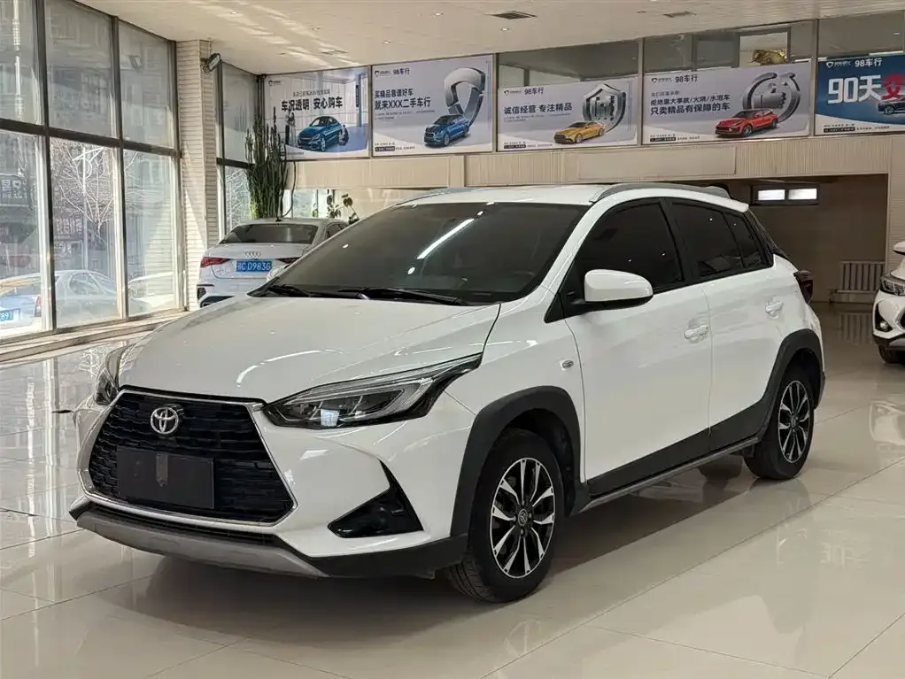Toyota Yaris L 2022 из CN, фото 1