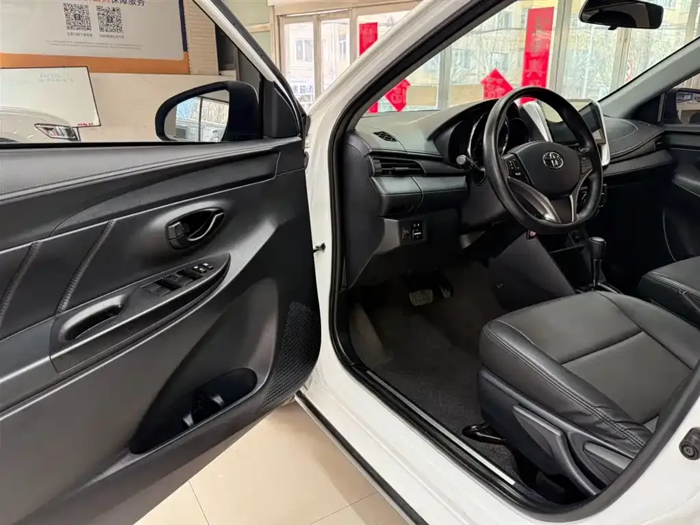 Toyota Yaris L 2022 из CN, фото 6