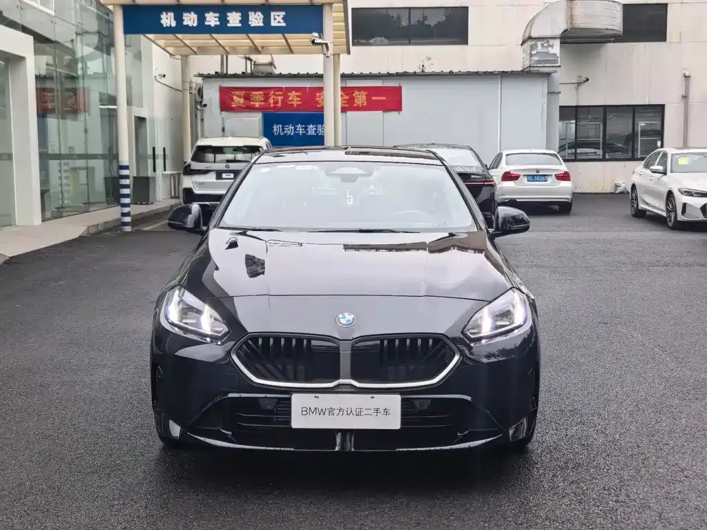 BMW 2 Series 2025 из CN, фото 7