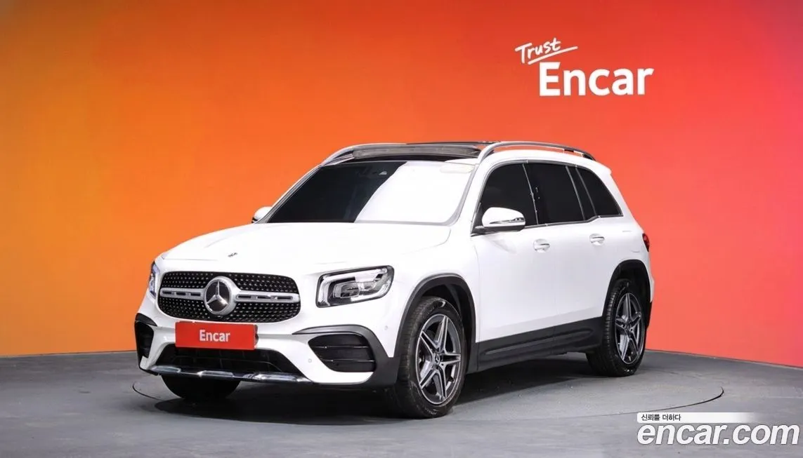 Mercedes-Benz GLB-Class — фото 1
