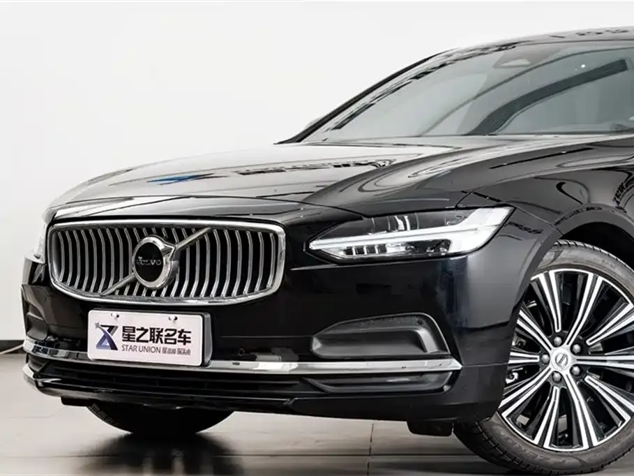 Volvo S90 2024 из CN, фото 6