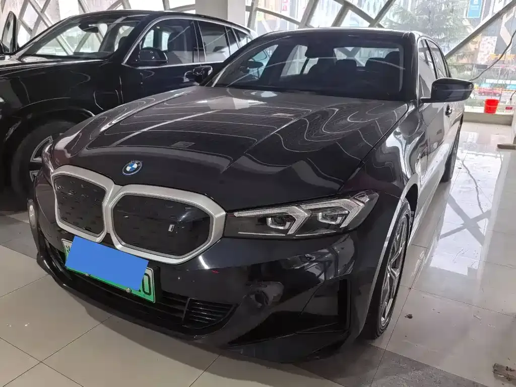 BMW i3 — фото 1
