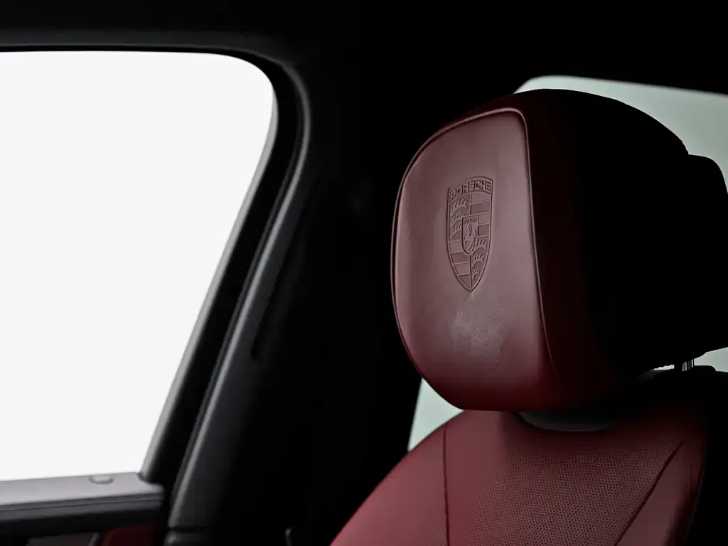 Porsche Cayenne 2025 из CN, фото 3