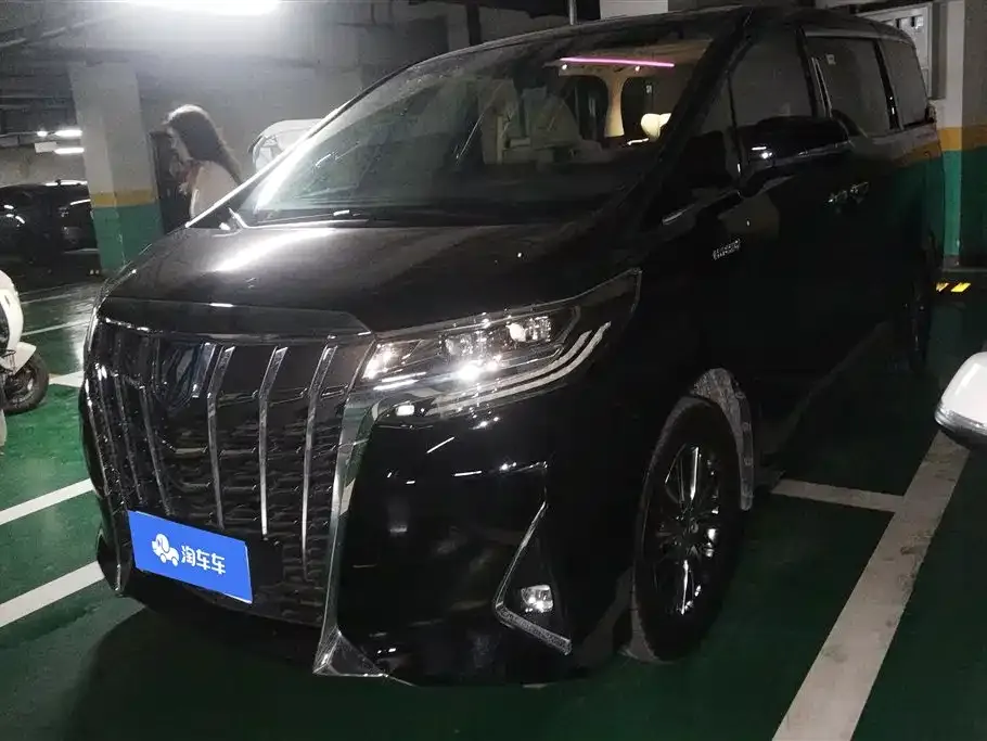 Toyota Alphard 2022 из CN, фото 1