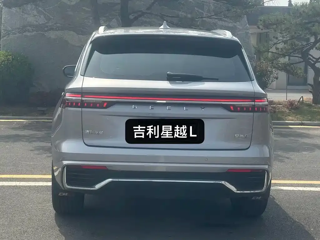 Geely Xingyue L — фото 3
