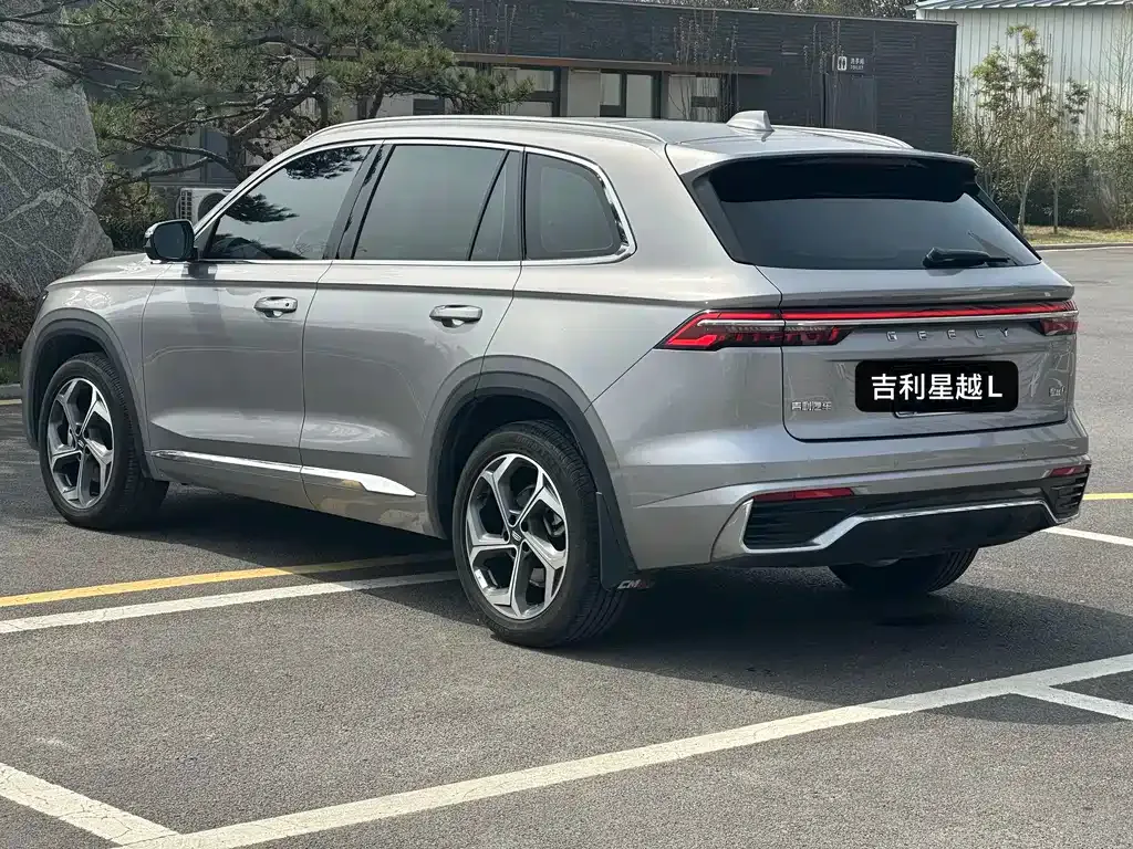 Geely Xingyue L — фото 6