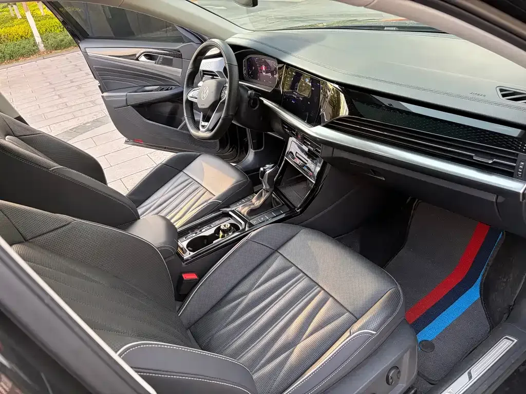 Volkswagen Passat — фото 10