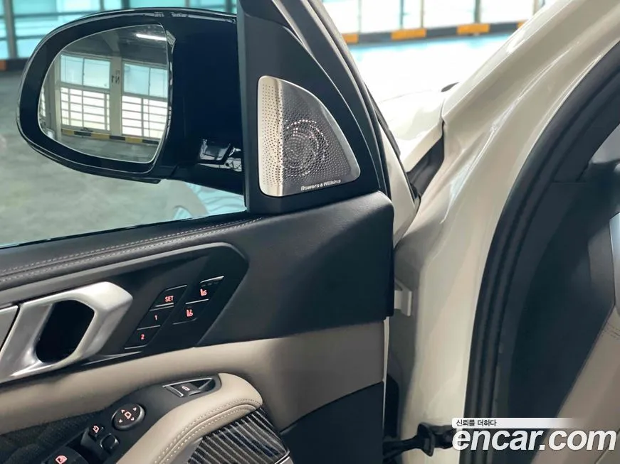 BMW X5M 2025 из KR, фото 5