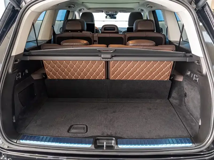 Mercedes-Benz GLS — фото 10