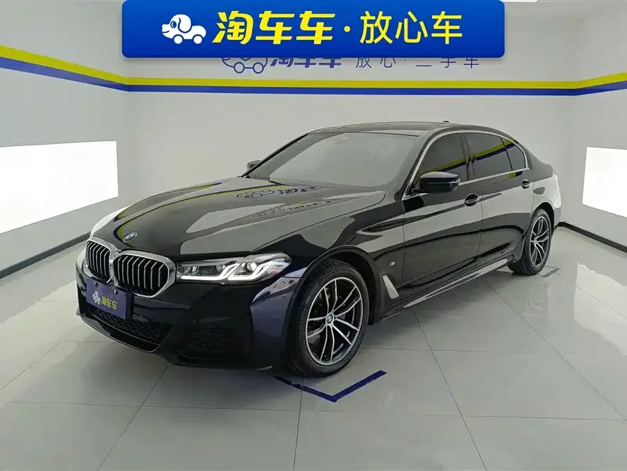 BMW 5 Series — фото 1