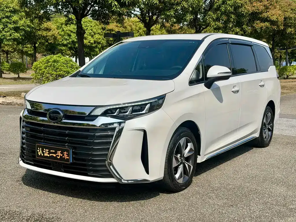 GAC Motor Trumpchi M6 — фото 1