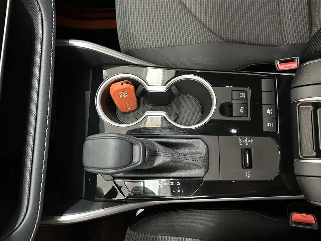 Toyota Highlander 2024 из CN, фото 6