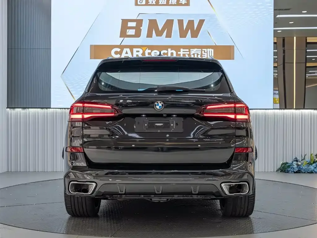 BMW X5 — фото 10