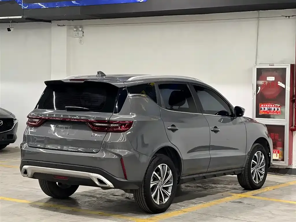 Geely Vision X6 — фото 6
