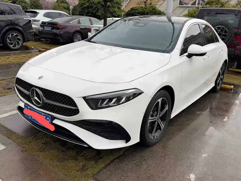Mercedes-Benz A-Class — фото 1