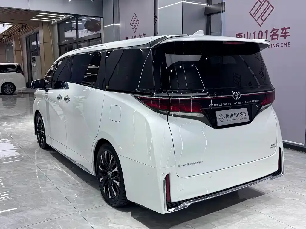 Toyota Vellfire 2024 из CN, фото 4