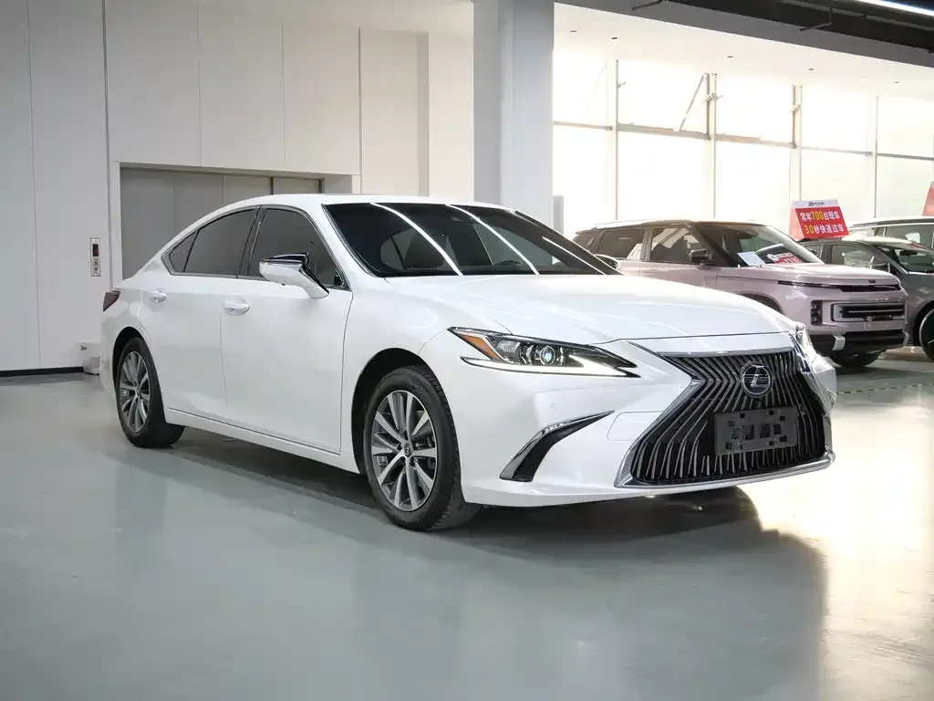 Lexus ES 2021 из CN, фото 5