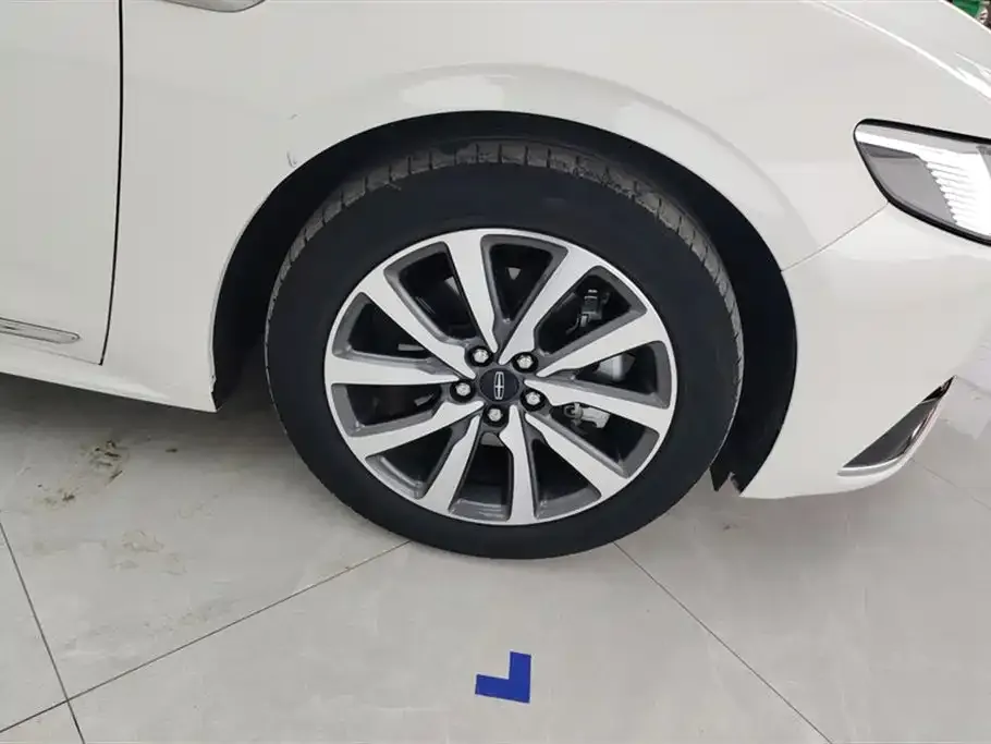Lincoln Continental 2021 из CN, фото 4