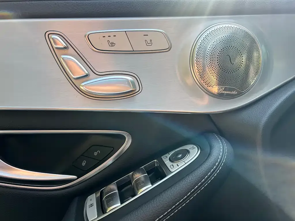 Mercedes-Benz GLC — фото 2