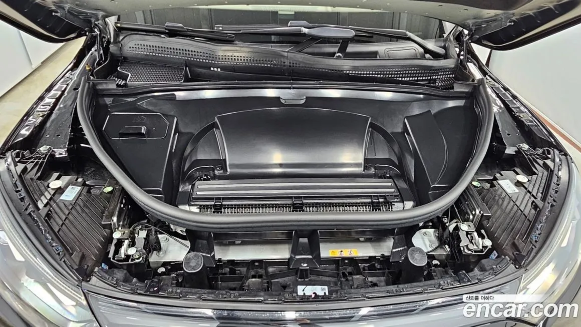 Mercedes-Benz EQE — фото 6