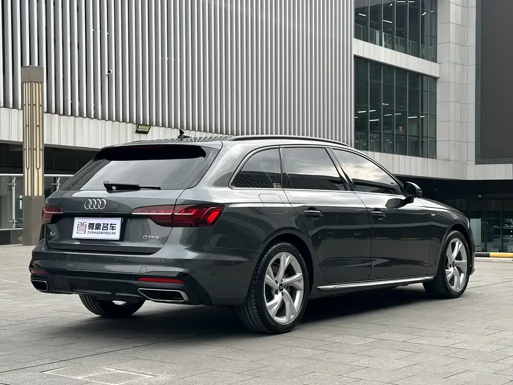 Audi A4 (Import) — фото 6