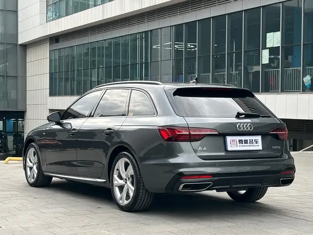 Audi A4 (Import) — фото 2